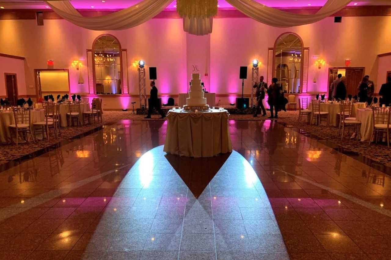 Moving Heads Wedding Chicago DJ 2